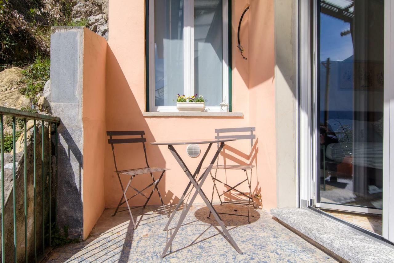 Al Pontile - The House Of Travelers Villa Sala Comacina Exterior foto
