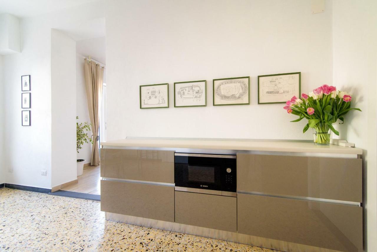 Al Pontile - The House Of Travelers Villa Sala Comacina Exterior foto